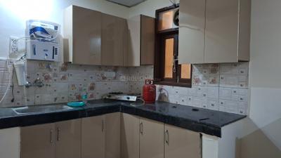 Kitchen Image of 750 Sq.ft 2 BHK Apartment / Flat for rent in Chhattarpur New Delhi for Rs. 26000