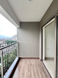 Balcony Image of 850 Sq.ft 2 BHK Apartment / Flat for sale in Kalpataru Paramount, Thane West Thane for Rs. 15499999