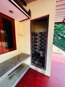 Balcony Image of 2000 Sq.ft 2 BHK Independent House for rent in Narasothipatti Salem for Rs. 20000