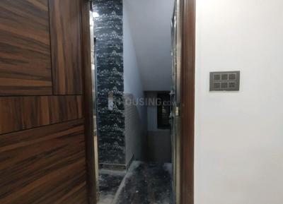 Kitchen Image of 1050 Sq.ft 3 BHK Builder Floor for sale in Sector 6 Rohini New Delhi for Rs. 16000000