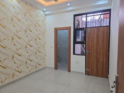 Bedroom Image of 1800 Sq.ft 4 BHK Builder Floor for rent in Indirapuram Ghaziabad for Rs. 45000