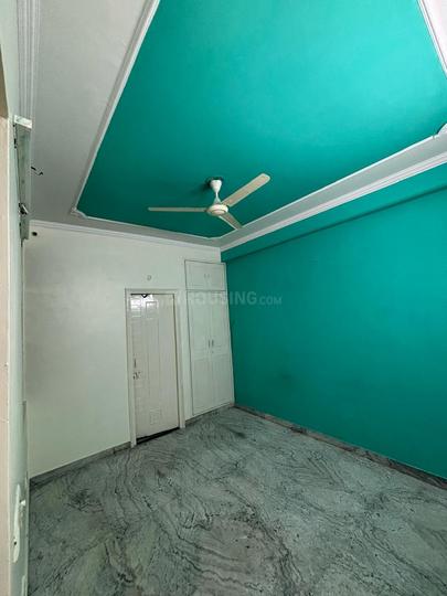 Shipra Windsor And Nova Society Main Image 1