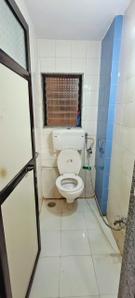 Bathroom Image of 630 Sq.ft 1 BHK Apartment / Flat for rent in Kalyan West Kalyan for Rs. 16000