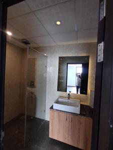 Bathroom Image of 7100 Sq.ft 5 BHK Apartment / Flat for sale in Supertech Supernova, Sector 94 Noida for Rs. 102500000