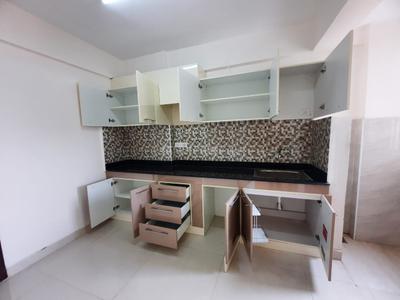 Kitchen Image of 1350 Sq.ft 3 BHK Apartment / Flat for sale in Lake Dugar, Ambattur Chennai for Rs. 12000000