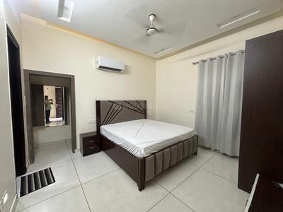 Bedroom Image of 2000 Sq.ft 5 BHK Independent House for rent in TDI Villas, Sector 117 Mohali for Rs. 80000