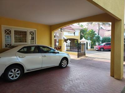 Image of 2500 Sq.ft 3 BHK Villa for sale in Palarivattom, Kochi for Rs. 23000000
