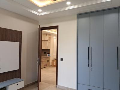 Bedroom Image of 1800 Sq.ft 3 BHK Builder Floor for sale in Paschim Vihar New Delhi for Rs. 37600000
