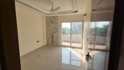Bedroom Image of 1620 Sq.ft 3 BHK Builder Floor for rent in Amolik Aster Woods, Sector 98 Faridabad for Rs. 30000