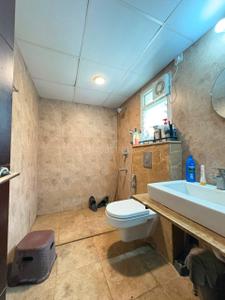 Image of 1450 Sq.ft 3 BHK Apartment / Flat for rent in Domlur Layout, Bengaluru for Rs. 85000