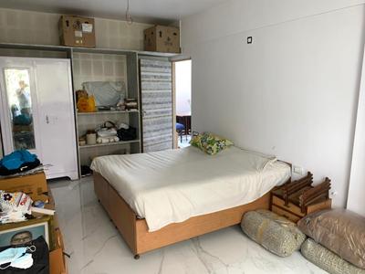Bedroom Image of 600 Sq.ft 1 BHK Apartment / Flat for rent in Cumballa Hill Mumbai for Rs. 100000