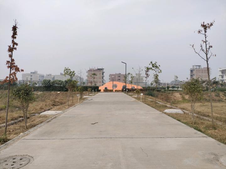 Sector 98 Main Image 1