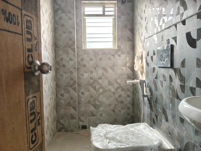 Bathroom Image of 2200 Sq.ft 4 BHK Apartment / Flat for sale in Kalighat Kolkata for Rs. 25000000