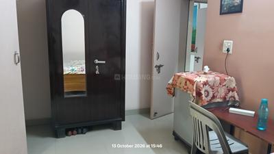 Bedroom Image of 900 Sq.ft 2 BHK Apartment / Flat for sale in Mayur Vihar Phase 3 New Delhi for Rs. 16900000