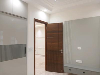 Bedroom Image of 1530 Sq.ft 3 BHK Builder Floor for sale in Paschim Vihar New Delhi for Rs. 28000000