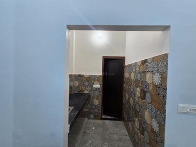 Kitchen Image of 1000 Sq.ft 1 BHK Builder Floor for rent in Line Par Moradabad for Rs. 10000