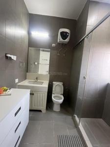 Bathroom Image of 2750 Sq.ft 4 BHK Apartment / Flat for sale in Ireo Skyon, Sector 60 Gurgaon for Rs. 58000000