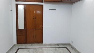Bedroom Image of 750 Sq.ft 1 BHK Apartment / Flat for rent in Patparganj New Delhi for Rs. 25000