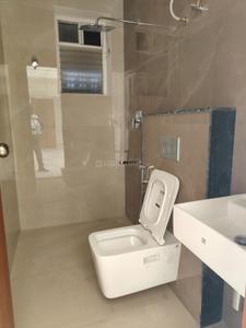 Bathroom Image of 1551 Sq.ft 3 BHK Builder Floor for sale in Nungambakkam Chennai for Rs. 28950000
