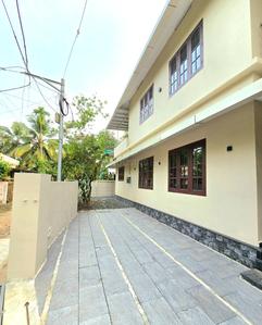 Image of 1600 Sq.ft 3 BHK Independent House for sale in North Parvur, Kochi for Rs. 7500000