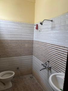 Bathroom Image of 1500 Sq.ft 3 BHK Duplex for sale in Fortune Soumya Santosa, Bagli Village Bhopal for Rs. 7600000