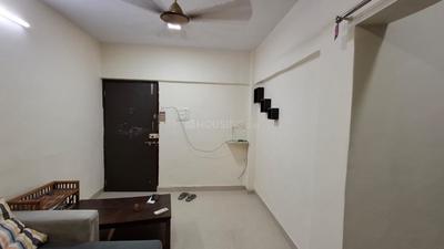 Living Room Image of 602 Sq.ft 1 BHK Apartment / Flat for rent in Dahisar West Mumbai for Rs. 30000
