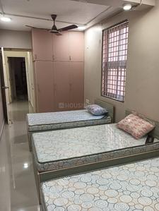 Bedroom Image of Den PG for Ladies in Koyambedu, Chennai