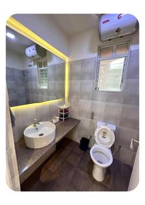 Bathroom Image of 1200 Sq.ft 2 BHK Apartment / Flat for sale in Salcete Goa for Rs. 12500000