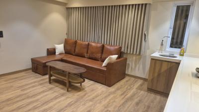Living Room Image of 600 Sq.ft 1 BHK Apartment / Flat for rent in Divine Shivom Khar Station, Khar West Mumbai for Rs. 210000