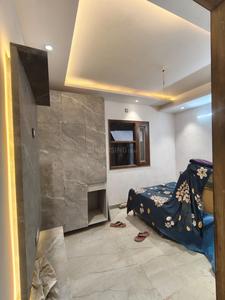 Bedroom Image of 500 Sq.ft 1 BHK Builder Floor for rent in Shalimar Bagh New Delhi for Rs. 23000