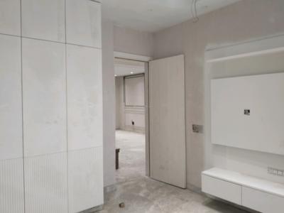 Bedroom Image of 2000 Sq.ft 5 BHK Builder Floor for sale in Mukherjee Nagar New Delhi for Rs. 32500000