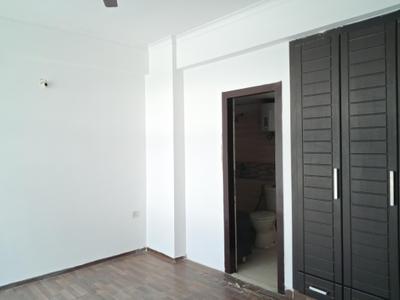 Bedroom Image of 950 Sq.ft 2 BHK Apartment / Flat for sale in Amrapali Zodiac, Sector 120 Noida for Rs. 8900000
