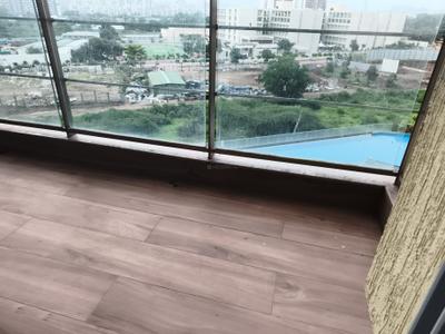 Balcony Image of 1010 Sq.ft 2 BHK Apartment / Flat for sale in Amanora Adreno Towers, Hadapsar Pune for Rs. 13500000