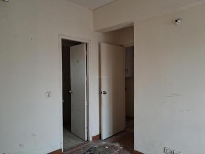 Bedroom Image of 948 Sq.ft 2 BHK Apartment / Flat for sale in Jaypee Kosmos, Sector 134 Noida for Rs. 7500000
