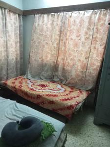 Bedroom Image of Male in Vile Parle West, Mumbai