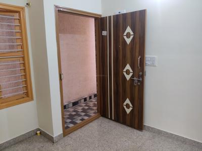 Living Room Image of 480 Sq.ft 1 BHK Apartment / Flat for rent in Indira Nagar Bengaluru for Rs. 23000