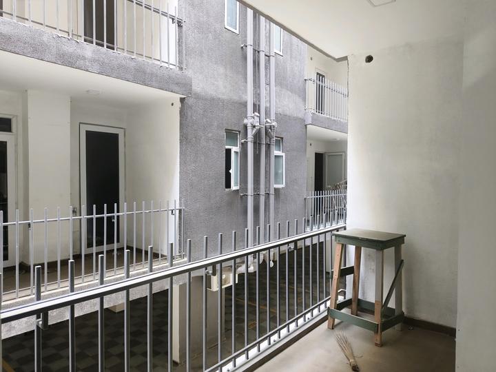 Smart World Gems Main Image 1