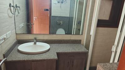 Image of 1900 Sq.ft 3 BHK Builder Floor for rent in Greater Kailash, New Delhi for Rs. 100000