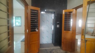 Main Entrance Image of 1798 Sq.ft 3 BHK Apartment / Flat for sale in West Mambalam Chennai for Rs. 30116500