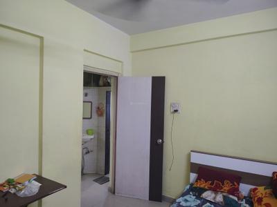 Bedroom Image of 540 Sq.ft 1 BHK Apartment / Flat for rent in Vijay Ratnatej Tower, Kasarvadavali Thane for Rs. 17500