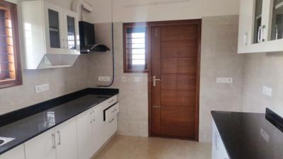 Kitchen Image of 1400 Sq.ft 2 BHK Builder Floor for rent in Jakkur Bengaluru for Rs. 50000