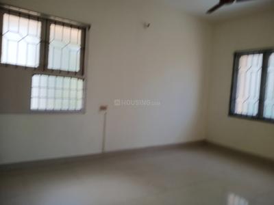 Bedroom Image of 1100 Sq.ft 2 BHK Builder Floor for rent in Nungambakkam Chennai for Rs. 35000