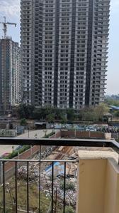 Balcony Image of 900 Sq.ft 2 BHK Apartment / Flat for rent in Marina Suites , Mahurali Ghaziabad for Rs. 18000