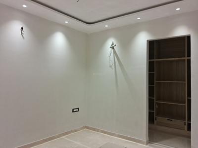 Bedroom Image of 1800 Sq.ft 3 BHK Builder Floor for sale in Paschim Vihar New Delhi for Rs. 37200000