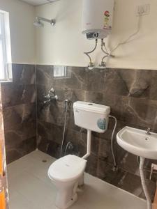 Bathroom Image of 500 Sq.ft 1 BHK Apartment / Flat for sale in Pivotal Paradise, Sector 62 Gurgaon for Rs. 5500000