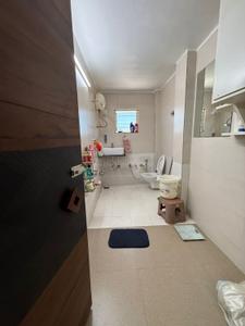 Bathroom Image of 2700 Sq.ft 3.5 BHK Apartment / Flat for sale in Maninagar Ahmedabad for Rs. 13000000