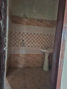 Bathroom Image of 900 Sq.ft 3 BHK Apartment / Flat for sale in Kharar Mohali for Rs. 4190000