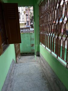 Balcony Image of 600 Sq.ft 2 BHK Builder Floor for rent in Lake Town Kolkata for Rs. 12000