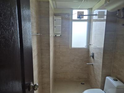 Image of 1600 Sq.ft 3 BHK Apartment / Flat for rent in Sethi Max Royal, Sector 76, Noida for Rs. 34000