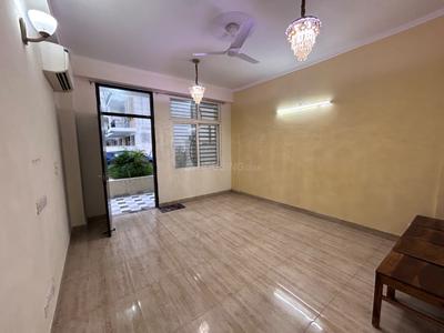 Living Room Image of 2500 Sq.ft 4.5 BHK Villa for rent in Amrapali Dream Valley, Noida Extension Greater Noida for Rs. 40000